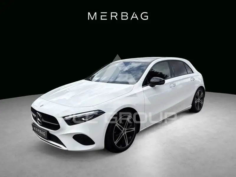 2025 Mercedes Benz A 220