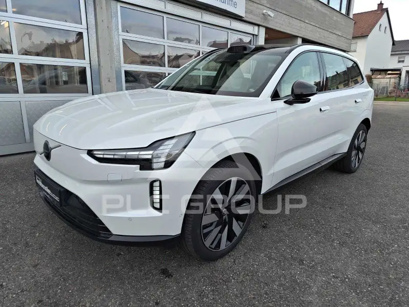 2025 Volvo EX 90