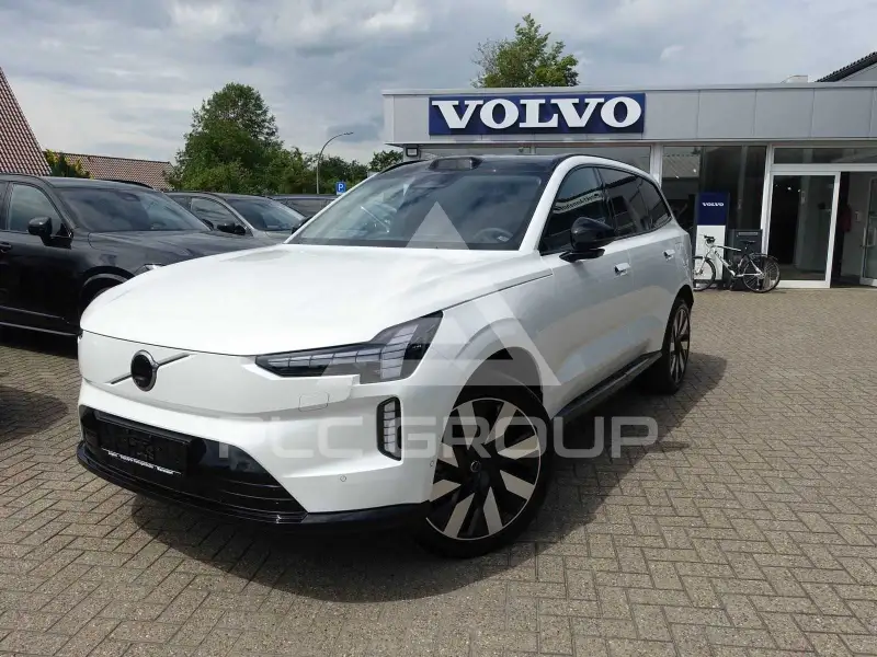 2025 Volvo EX 90