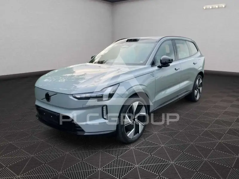 2025 Volvo EX 90