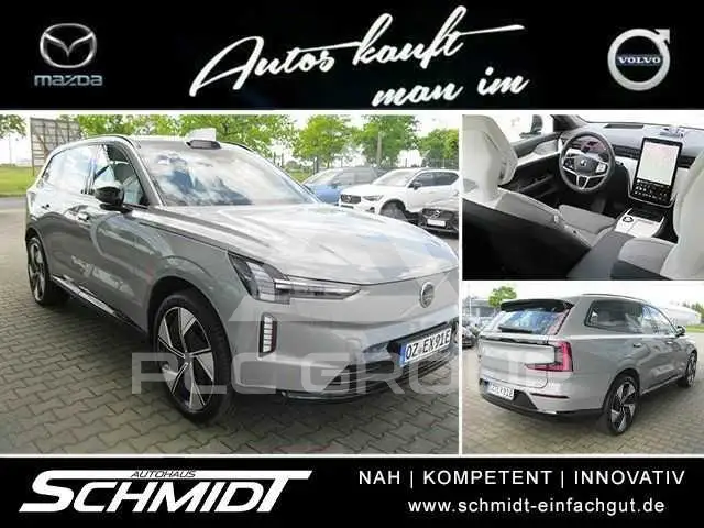 2025 Volvo EX 90