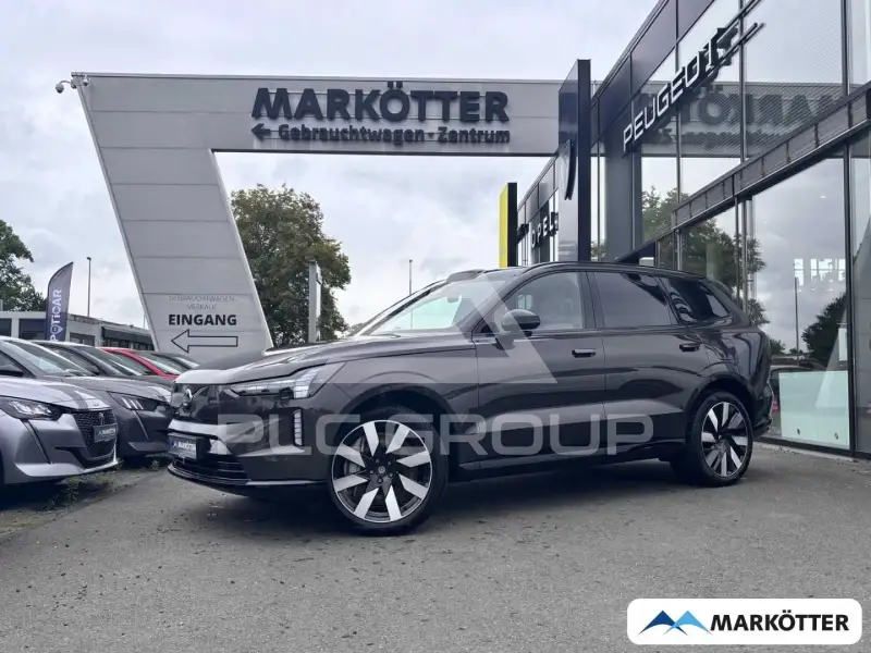 2025 Volvo EX 90