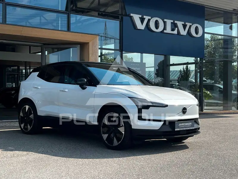 2025 Volvo EX 30