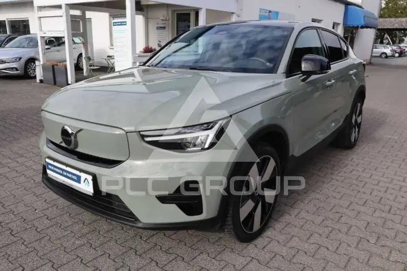 2025 Volvo EX 40
