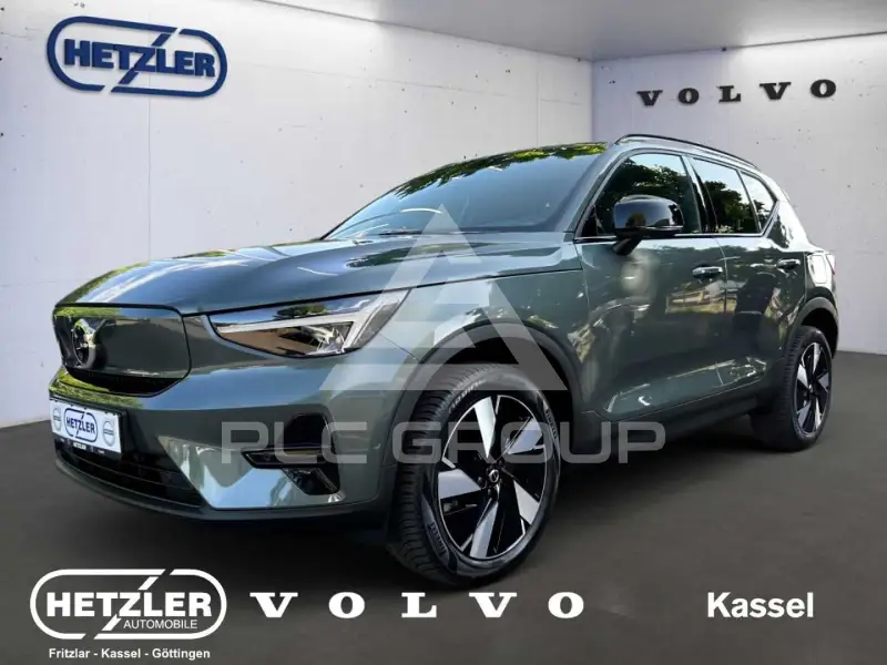 2025 Volvo EX 40