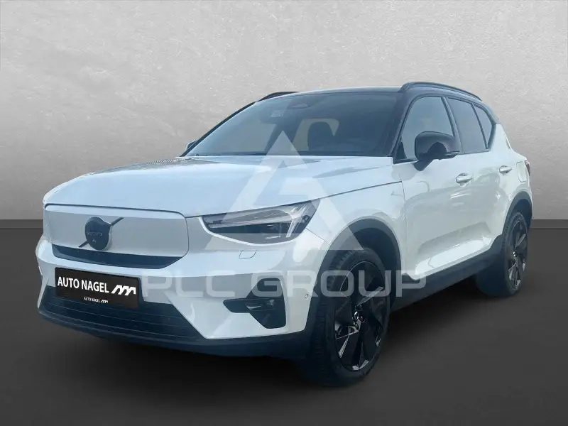 2025 Volvo EX 40