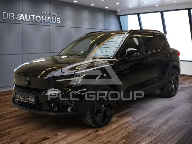 2025 Volvo EX 40