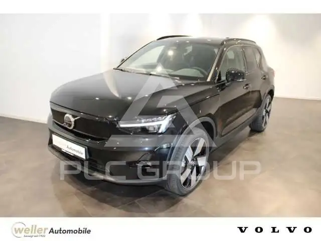 2025 Volvo EX 40