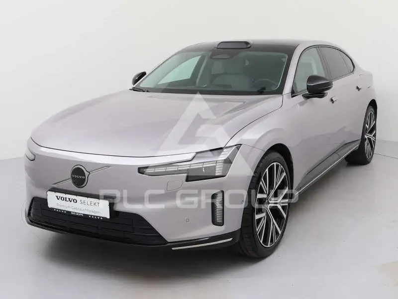 2025 Volvo S90