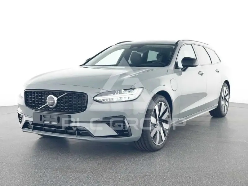 2025 Volvo V90
