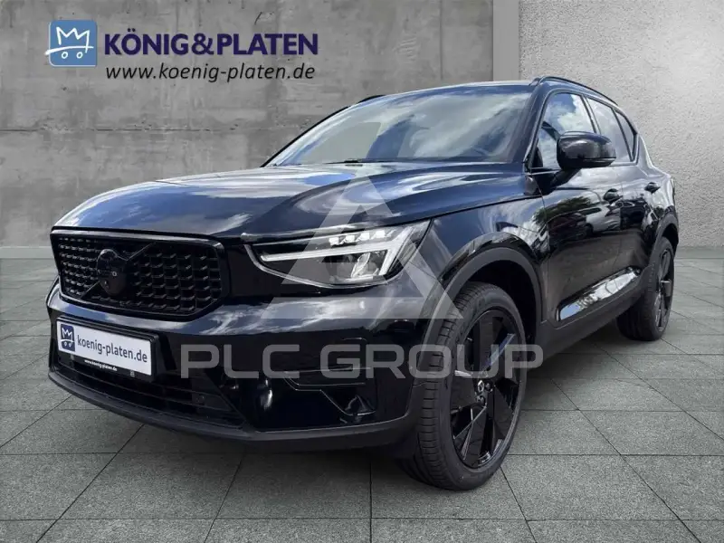 2025 Volvo XC40