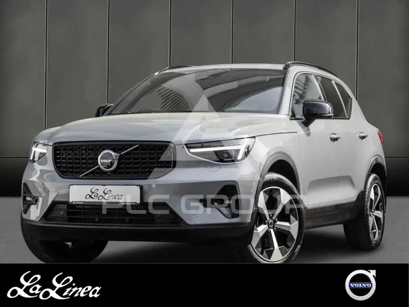2025 Volvo XC40