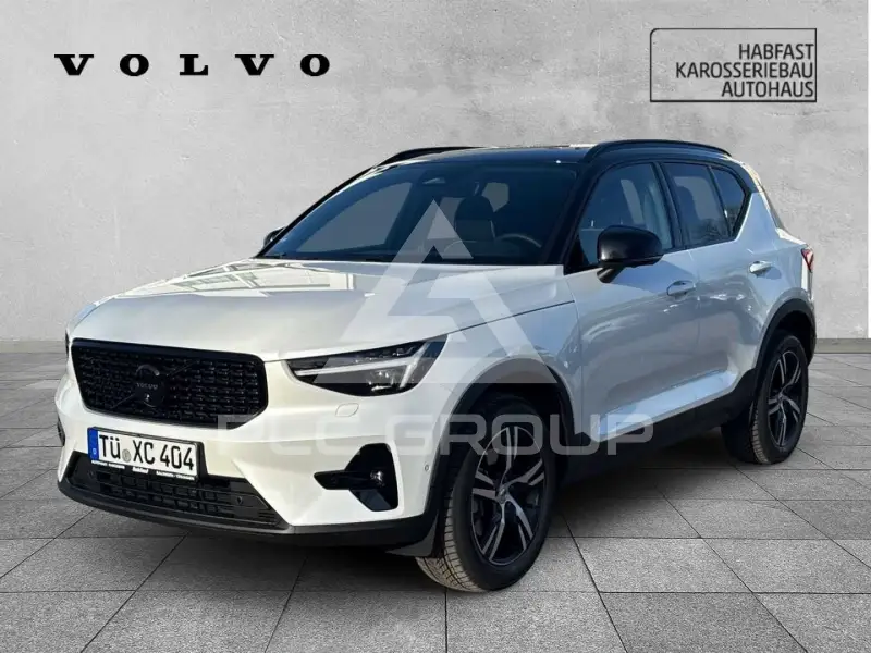 2025 Volvo XC40