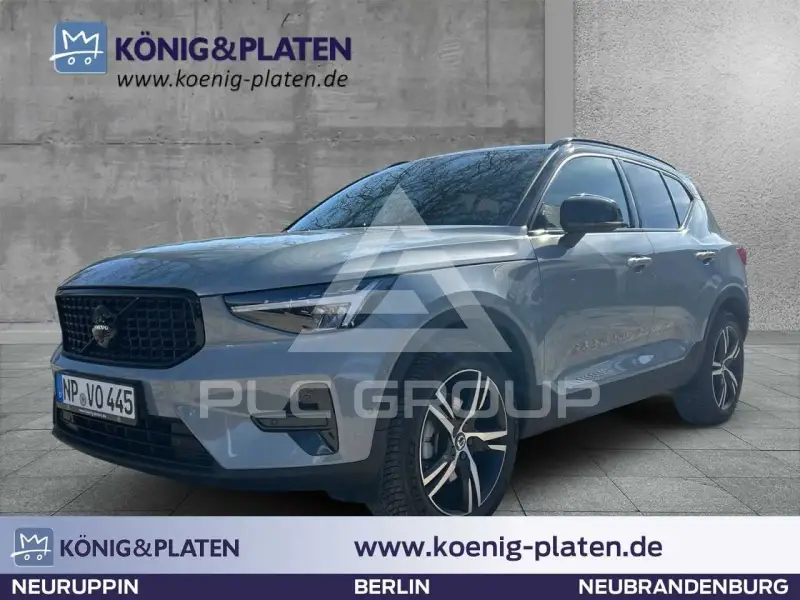 2025 Volvo XC40