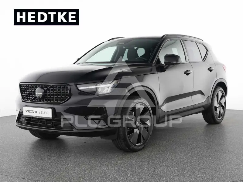 2025 Volvo XC40