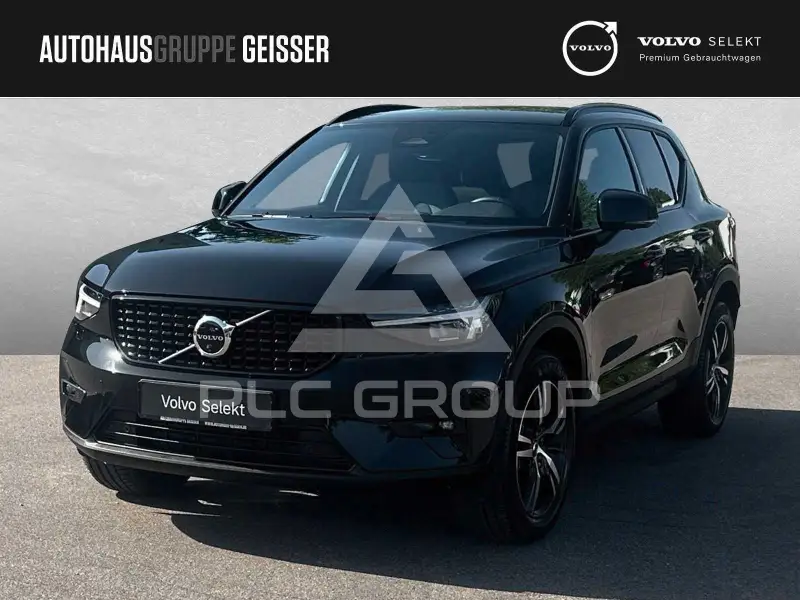 2025 Volvo XC40