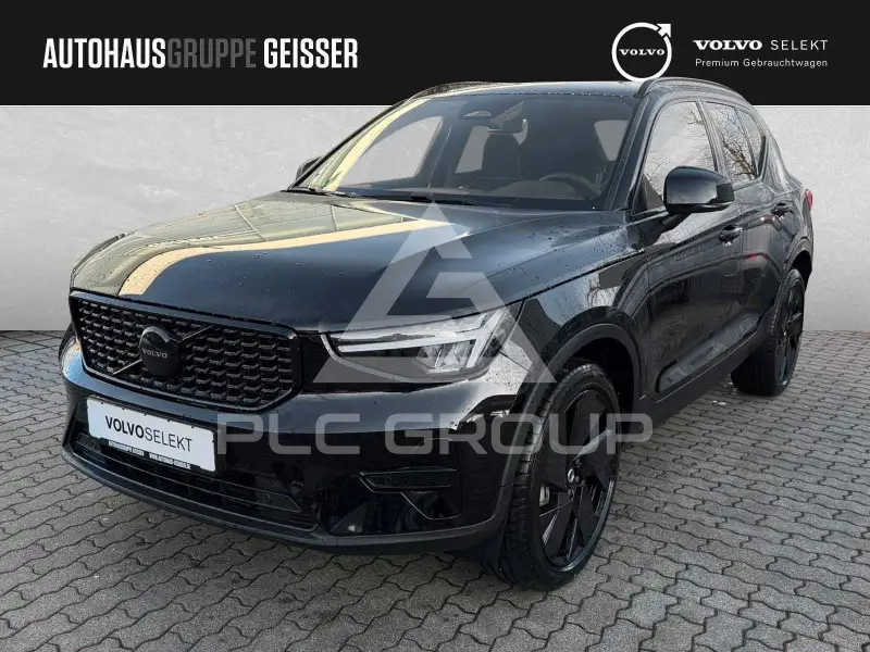 2025 Volvo XC40
