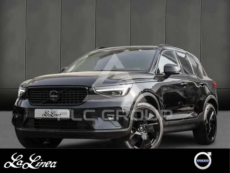 2025 Volvo XC40