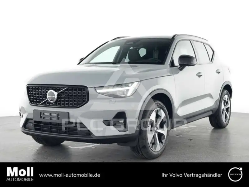 2025 Volvo XC40