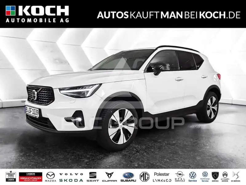 2025 Volvo XC40