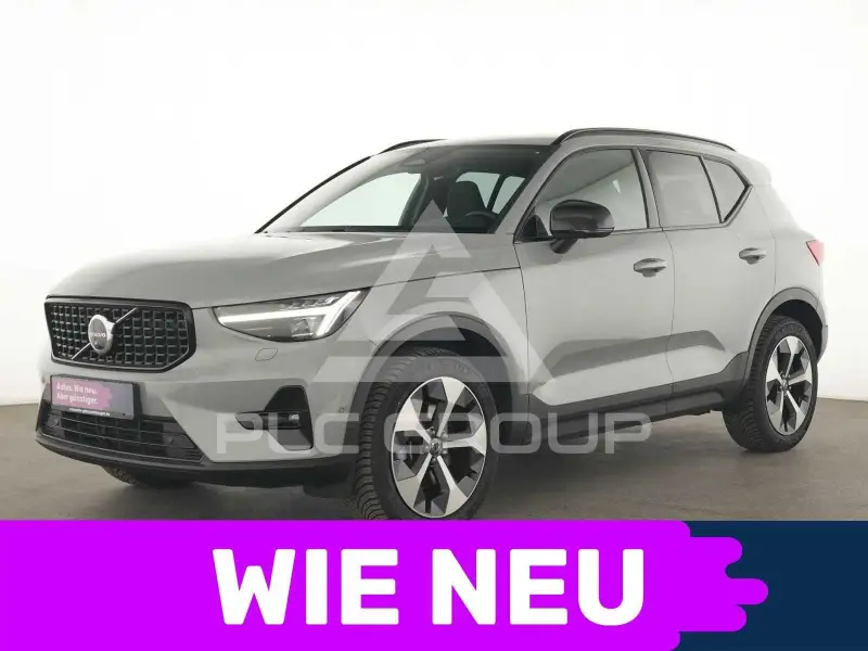 2025 Volvo XC40