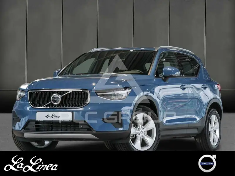 2025 Volvo XC40