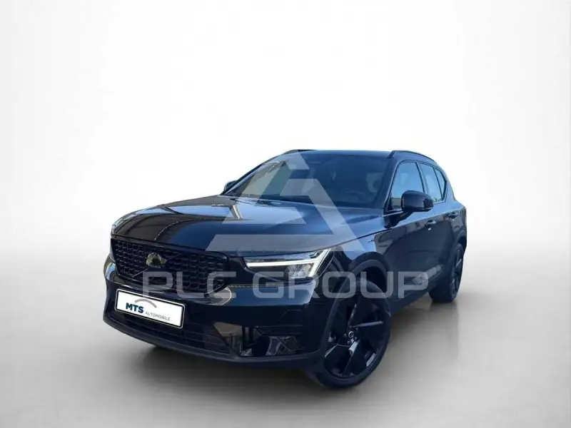2025 Volvo XC40