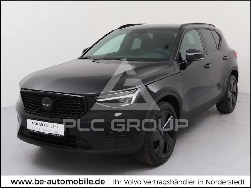 2025 Volvo XC40