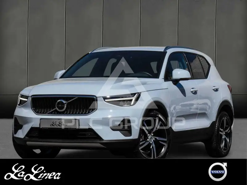 2025 Volvo XC40