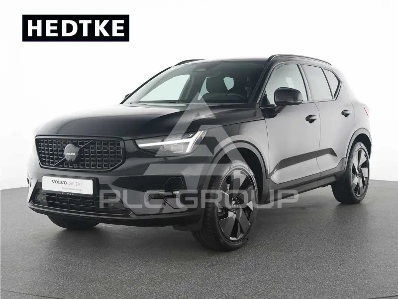 2025 Volvo XC40