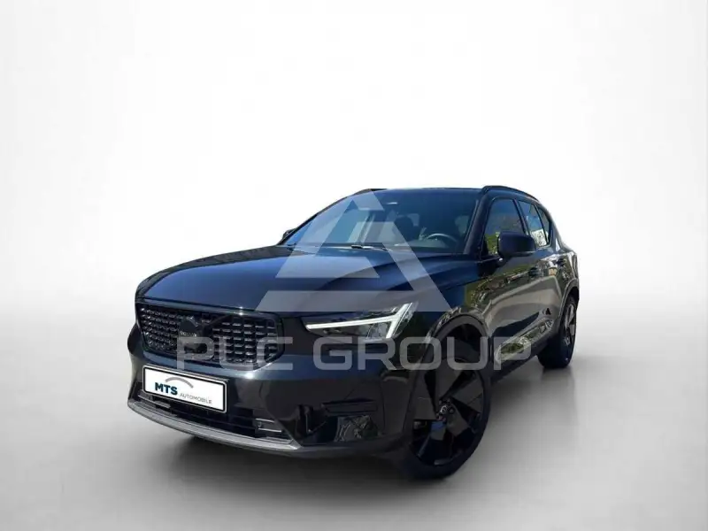 2025 Volvo XC40