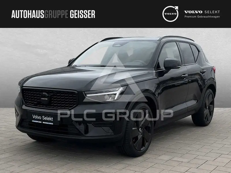 2025 Volvo XC40