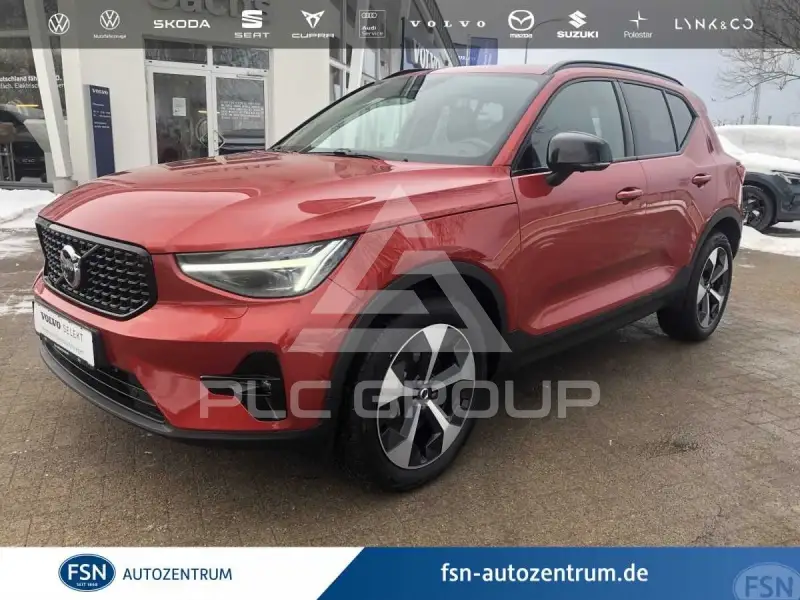 2025 Volvo XC40