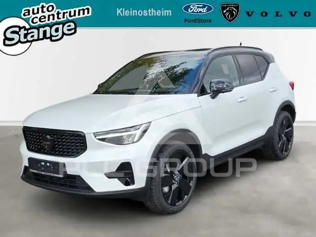 2026 Volvo XC40