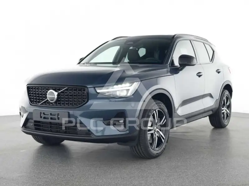 2025 Volvo XC40
