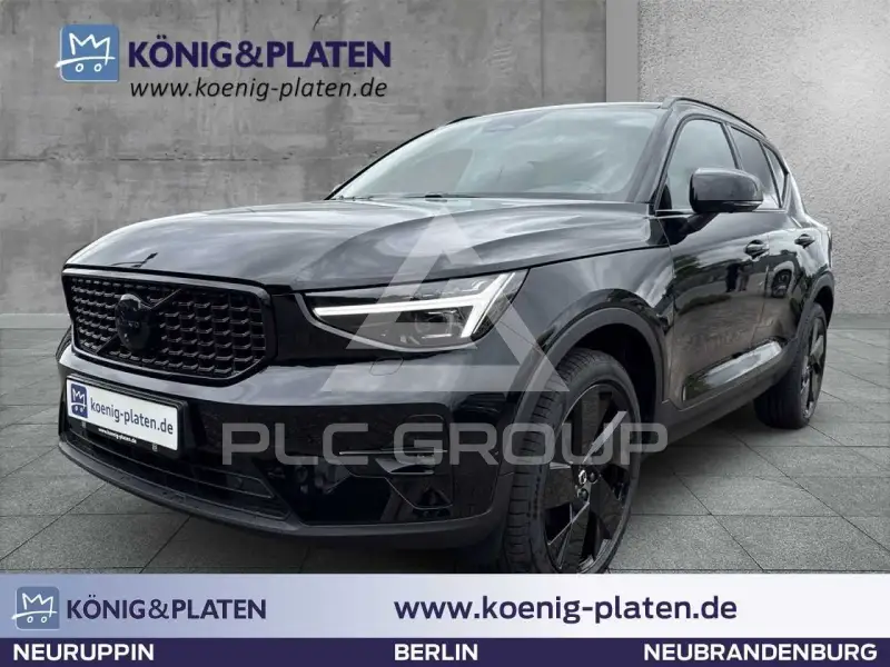 2025 Volvo XC40