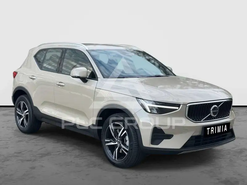 2025 Volvo XC40