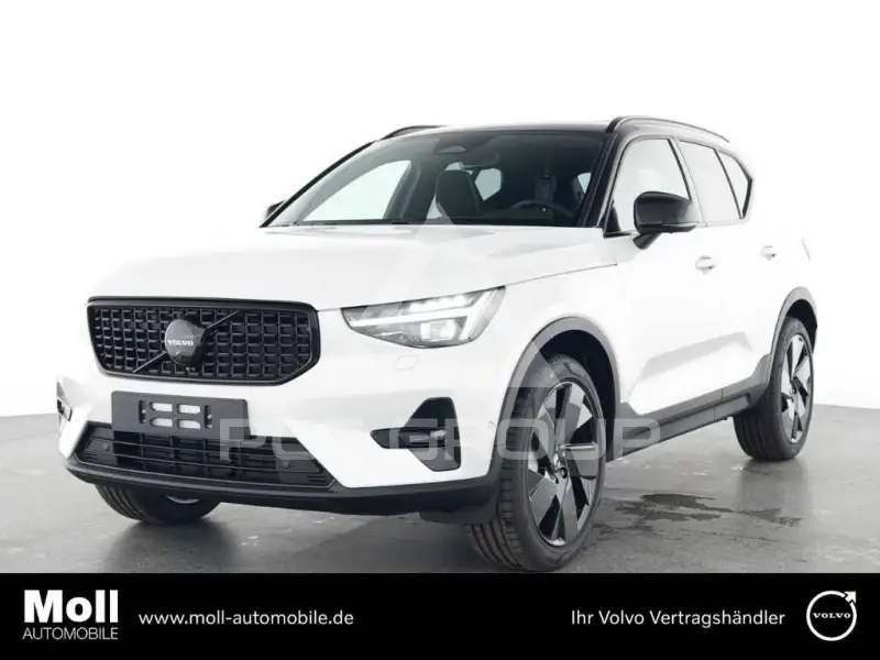 2025 Volvo XC40