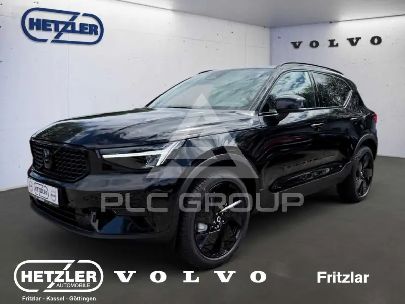 2025 Volvo XC40