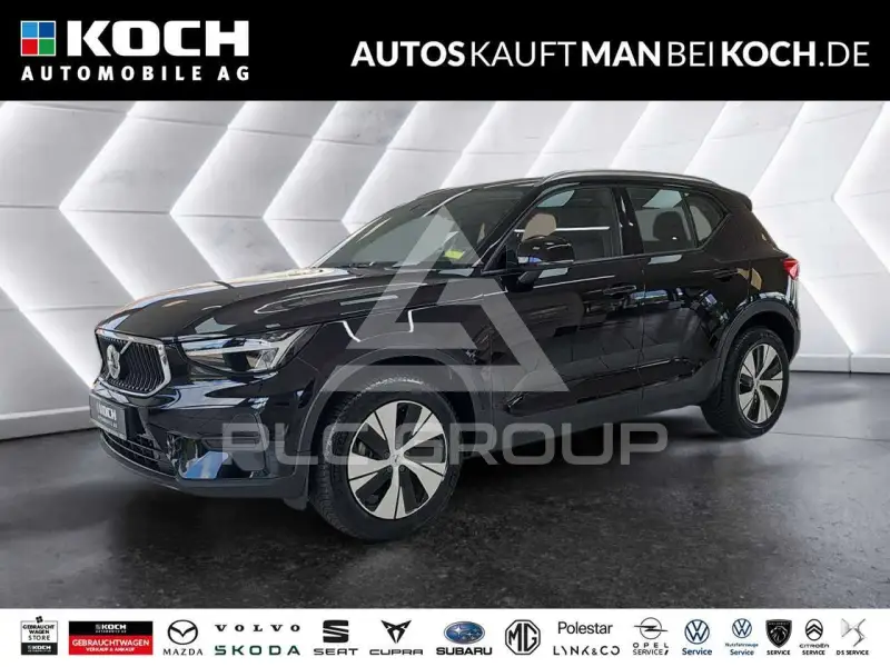 2025 Volvo XC40