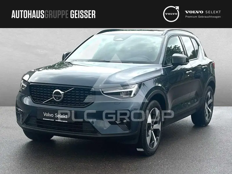 2025 Volvo XC40