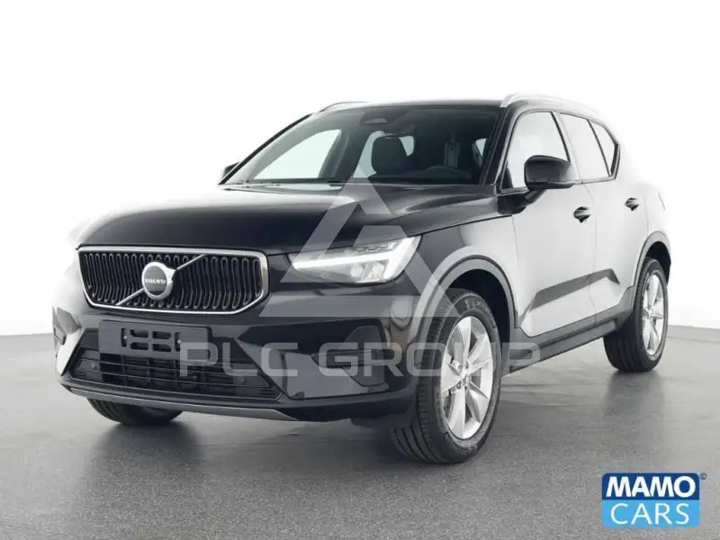 2025 Volvo XC40