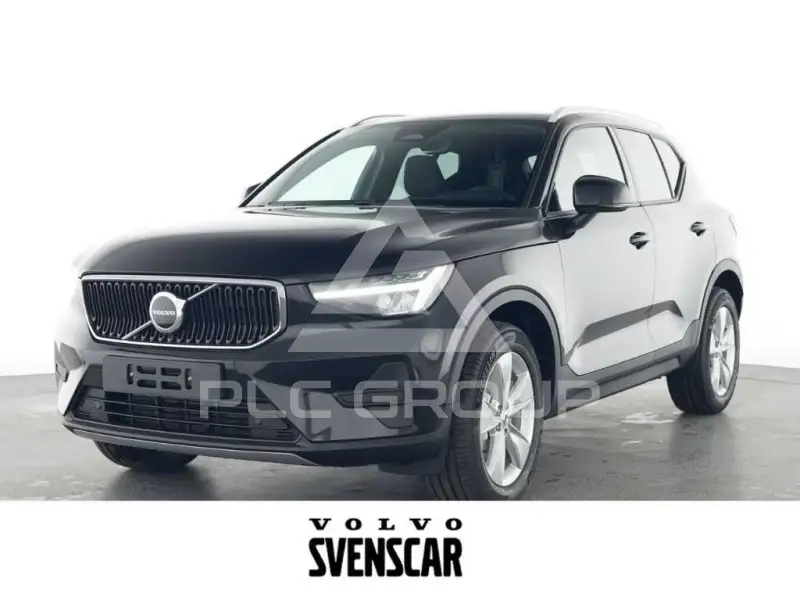 2025 Volvo XC40