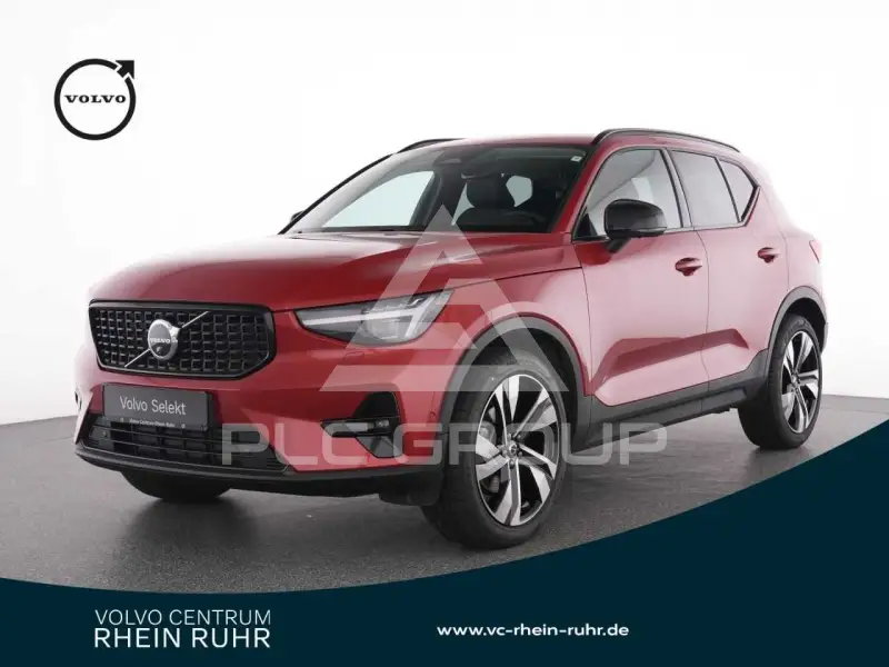 2025 Volvo XC40