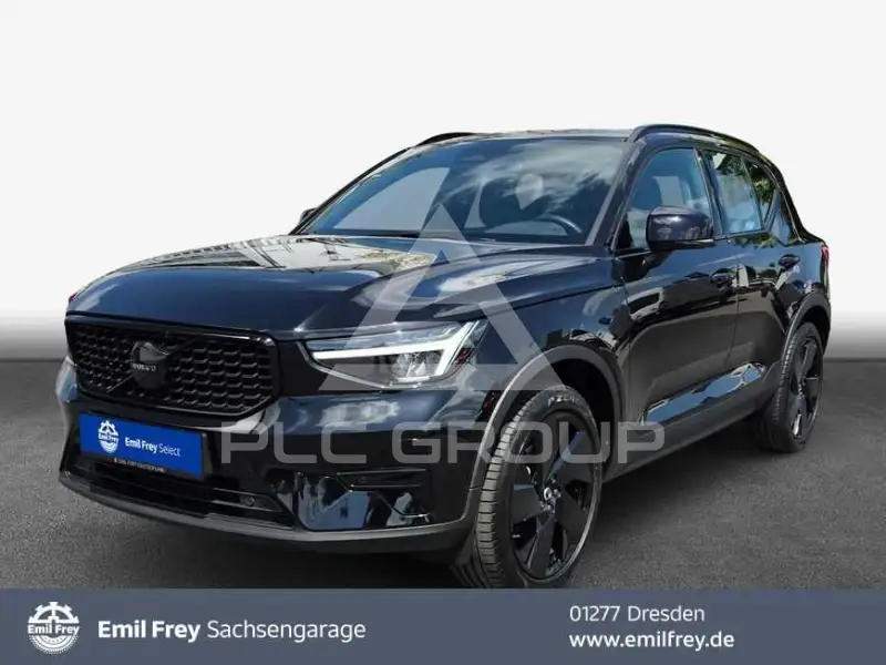 2025 Volvo XC40