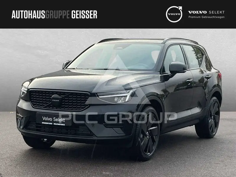 2025 Volvo XC40