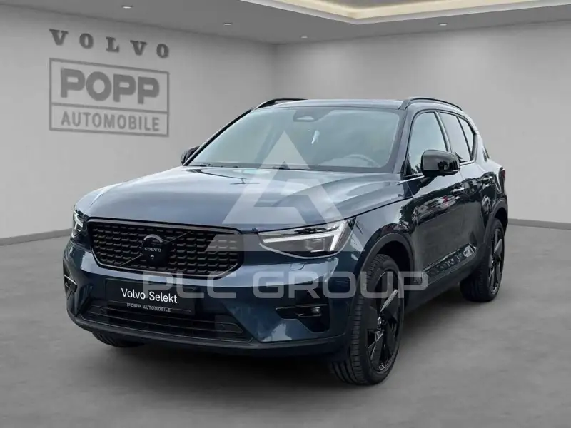 2025 Volvo XC40