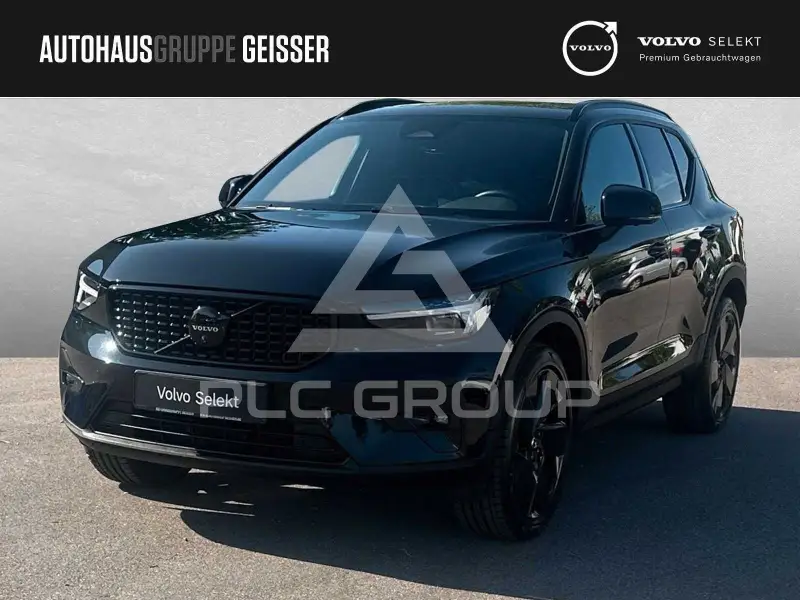 2025 Volvo XC40