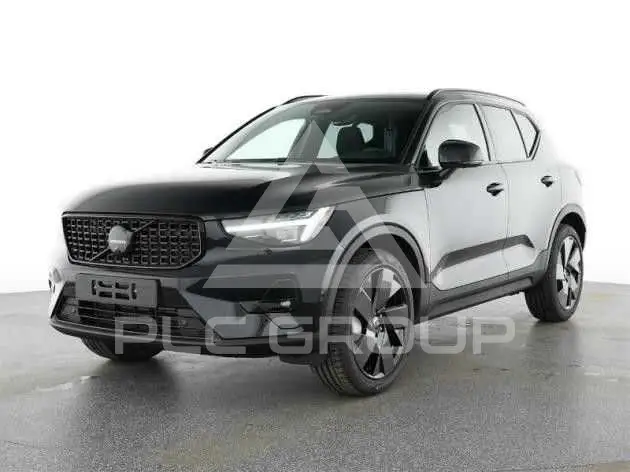 2025 Volvo XC40