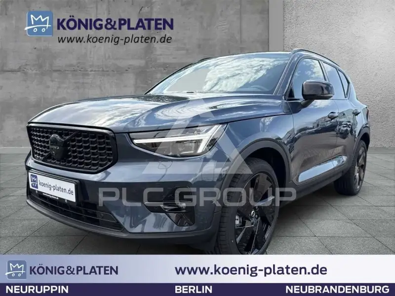 2025 Volvo XC40